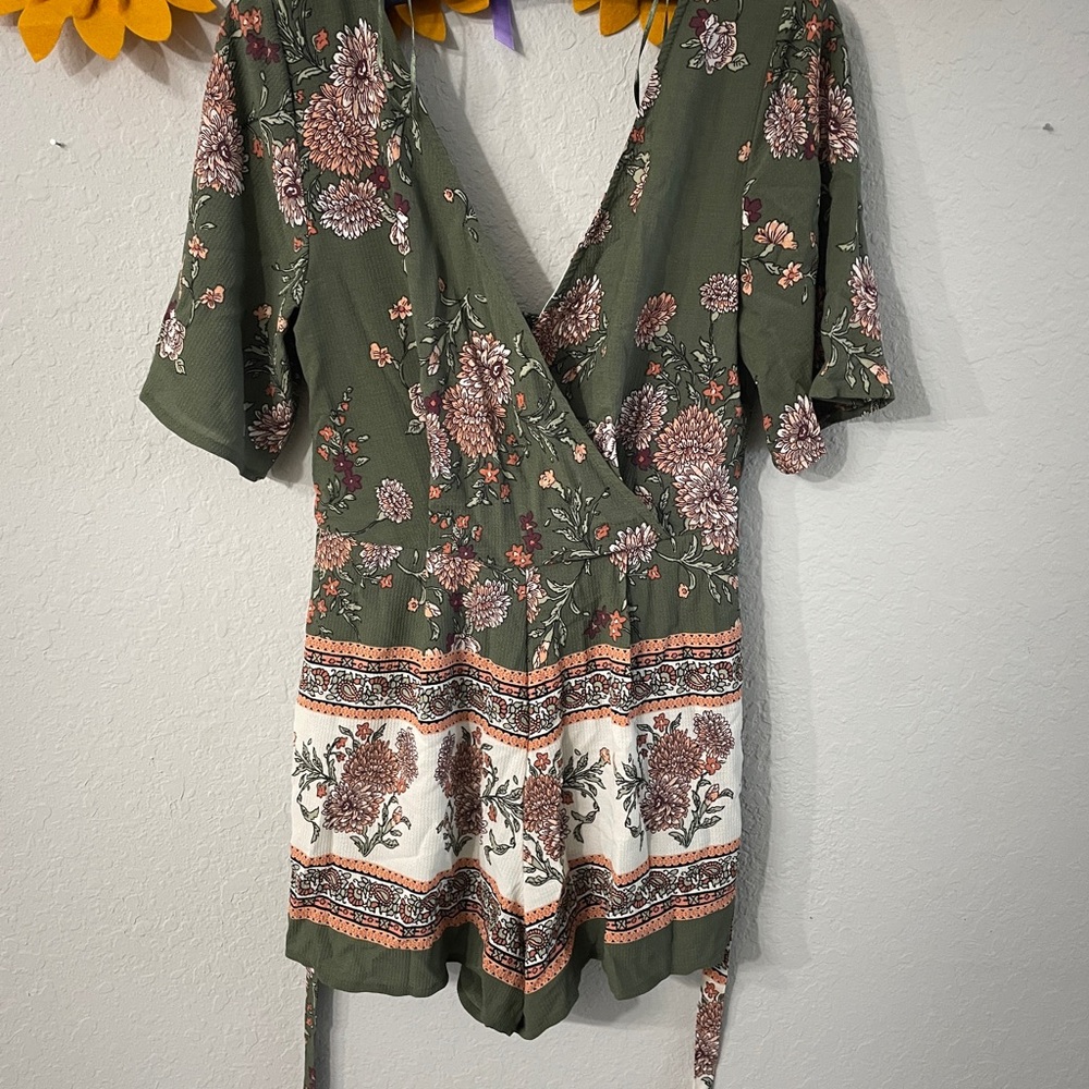 Blue Rain - Small Floral Romper in Green